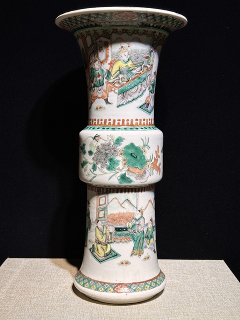 古玩陶瓷人物紋五彩花觚真品鑒賞圖