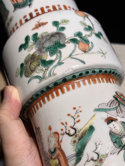 古玩陶瓷人物紋五彩花觚真品鑒賞圖