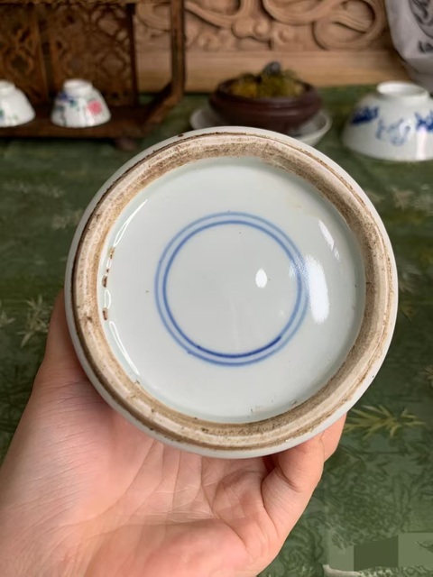 古玩陶瓷青花留白冰梅紋雞腿瓶真品鑒賞圖