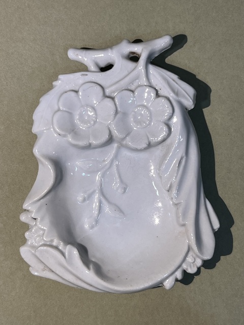 古玩陶瓷清末|德化白瓷梅花水丞拍賣,當前價格2388元