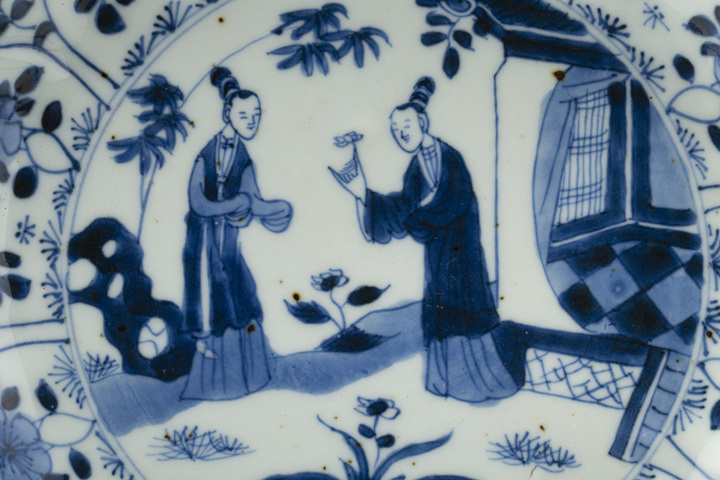 古玩陶瓷清康熙·青花仕女紋花口盤拍賣,當前價格2398元