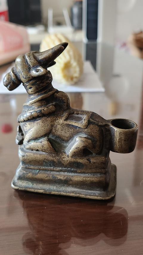 古玩銅器銅牛真品鑒賞圖