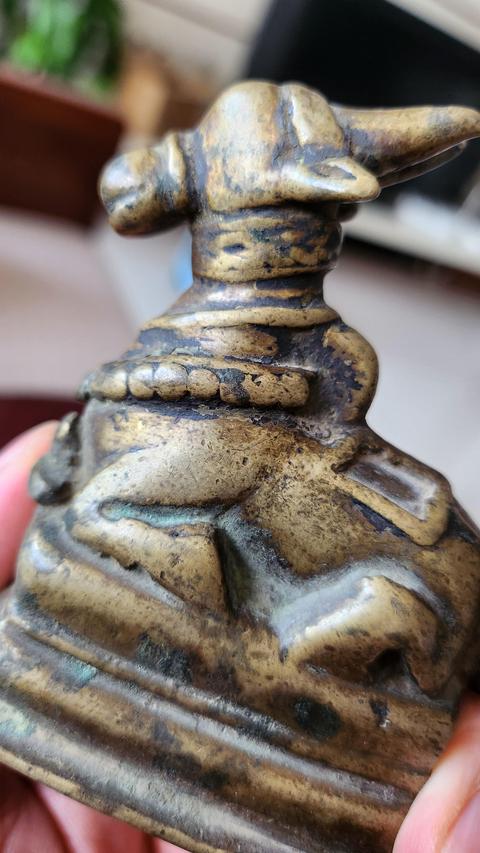 古玩銅器銅牛真品鑒賞圖