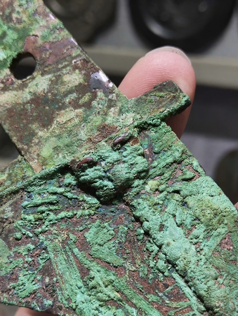 古玩銅器商代虎紋戈真品鑒賞圖