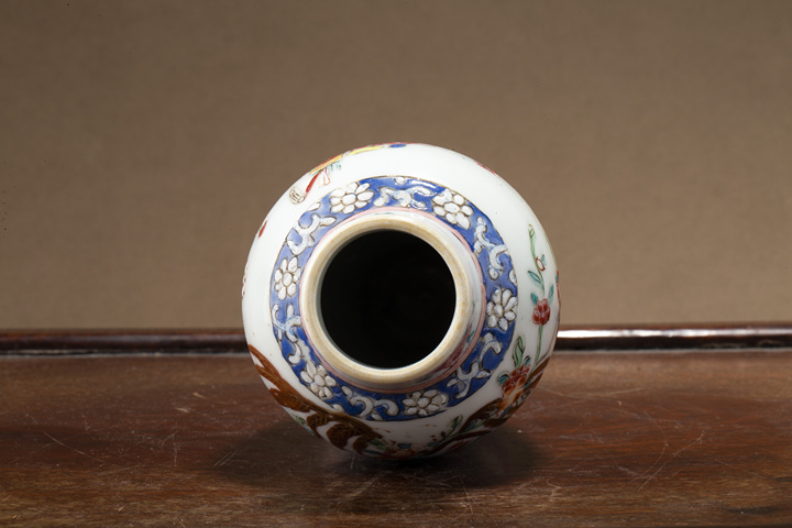 古玩陶瓷清雍正·粉彩博古花卉紋蓋瓶真品鑒賞圖