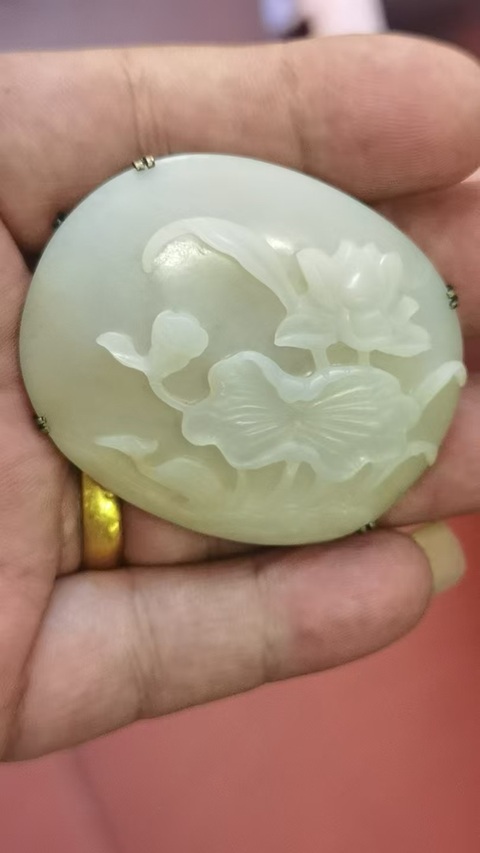 古玩玉器和田玉雕“連年有余”瓦佩真品鑒賞圖