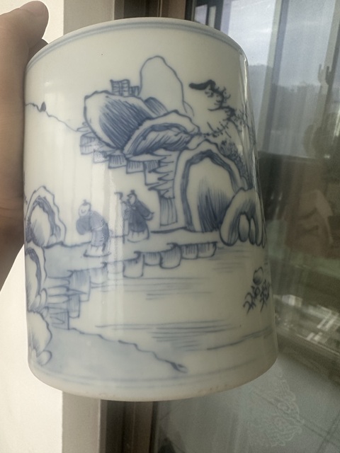 古玩陶瓷人物山水青花筆筒真品鑒賞圖