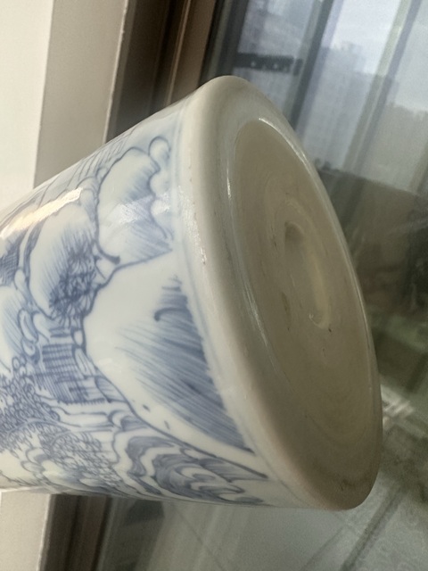 古玩陶瓷人物山水青花筆筒真品鑒賞圖