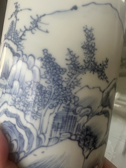 古玩陶瓷人物山水青花筆筒真品鑒賞圖