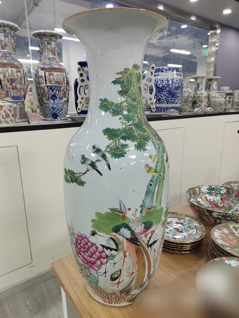 古玩陶瓷油粉彩五倫圖撣瓶真品鑒賞圖