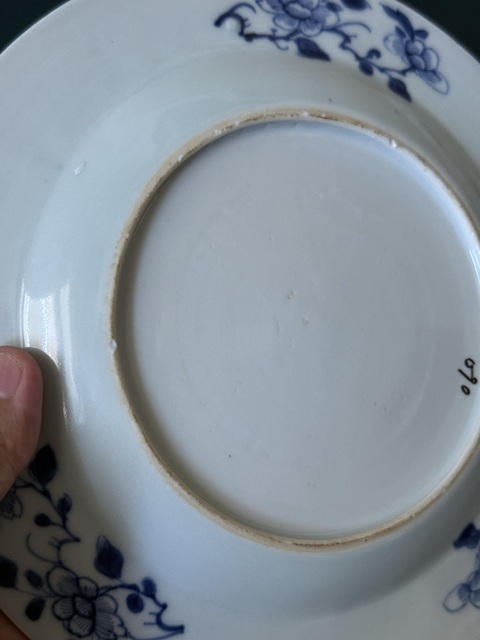 古玩陶瓷人物紋青花盤真品鑒賞圖