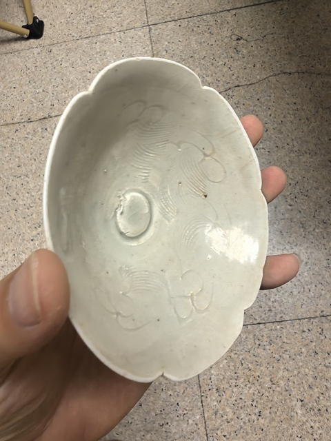古玩陶瓷宋元湖田窯刻劃花盞真品鑒賞圖