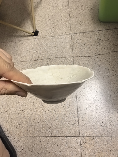 古玩陶瓷宋元湖田窯刻劃花盞真品鑒賞圖