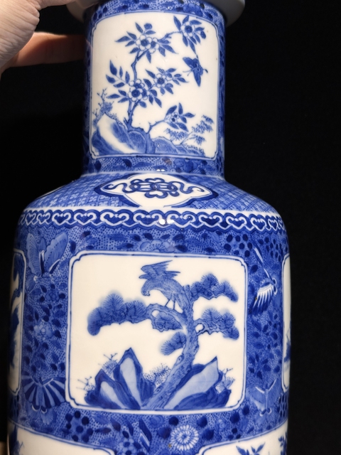 古玩陶瓷青花開光人物故事紋棒槌瓶真品鑒賞圖