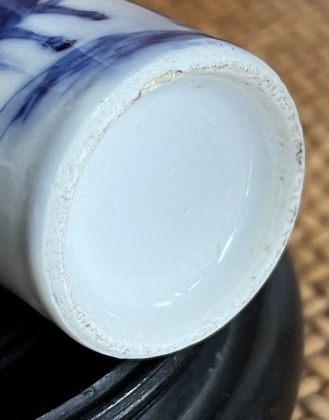 古玩陶瓷鼻煙壺真品鑒賞圖