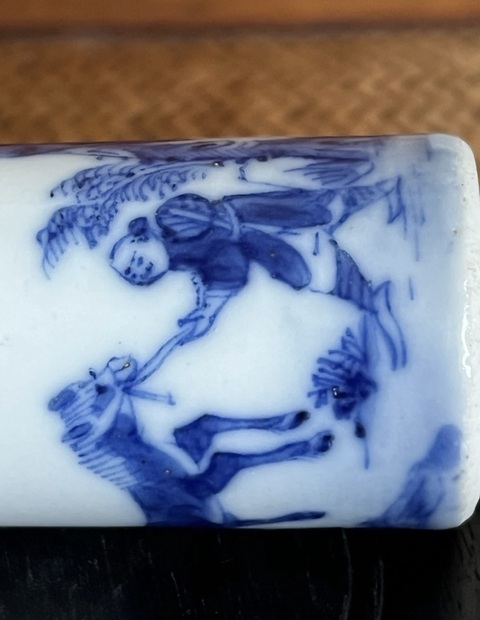古玩陶瓷鼻煙壺真品鑒賞圖