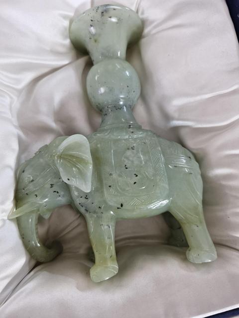 古玩玉器岫玉雕“太平有象”擺件真品鑒賞圖