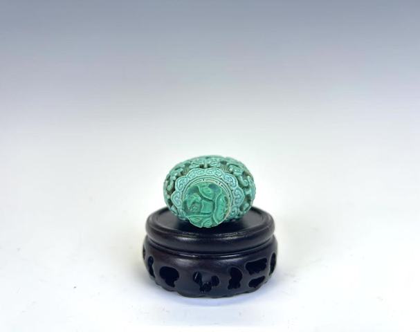 古玩陶瓷清晚期·松石綠釉八寶鼻煙壺拍賣，當(dāng)前價(jià)格0元
