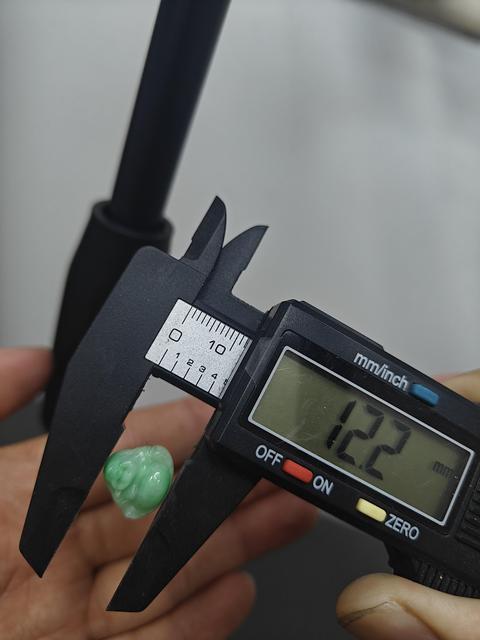 古玩玉器天然翡翠“佛公”掛件拍賣，當前價格1元
