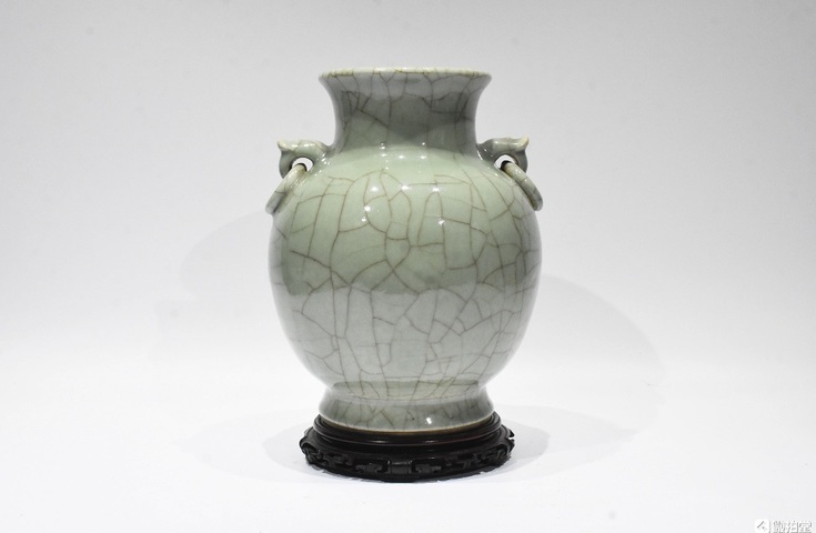 古玩陶瓷清乾隆環(huán)耳瓶真品鑒賞圖