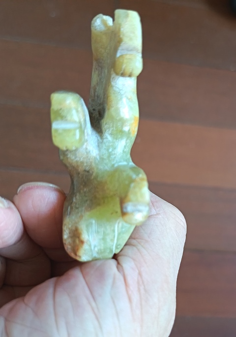 古玩玉器岫巖玉瑞獸真品鑒賞圖