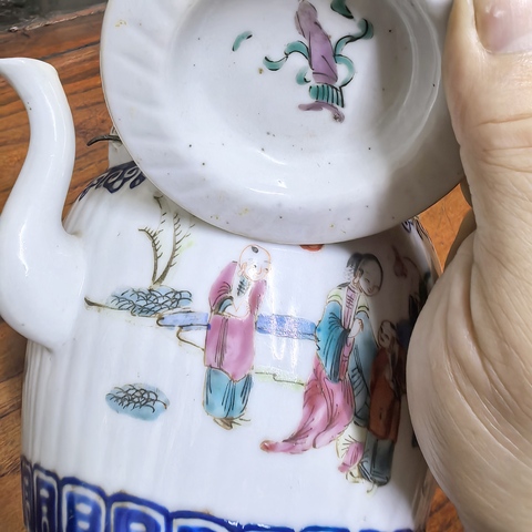 古玩陶瓷粉彩壺真品鑒賞圖