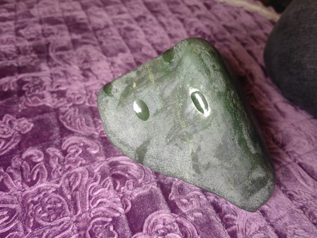 古玩玉器俄碧玉真品鑒賞圖