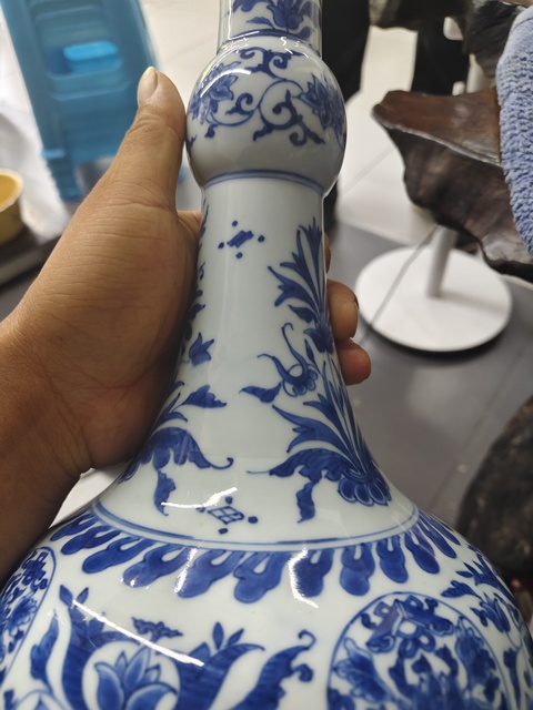 古玩陶瓷明崇禎 青花蒜頭瓶真品鑒賞圖