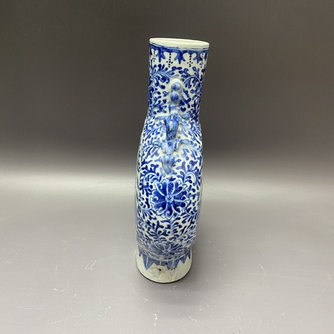 古玩陶瓷獅紋青花抱月瓶真品鑒賞圖