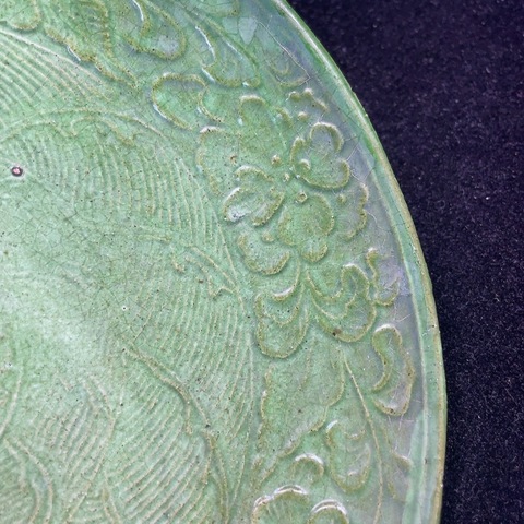 古玩陶瓷遼綠釉印花盤真品鑒賞圖