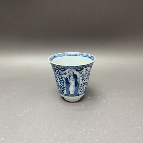 古玩陶瓷民國·仕女花卉紋青花杯拍賣，當前價格289元