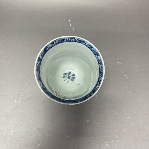 古玩陶瓷民國·仕女花卉紋青花杯拍賣，當前價格289元
