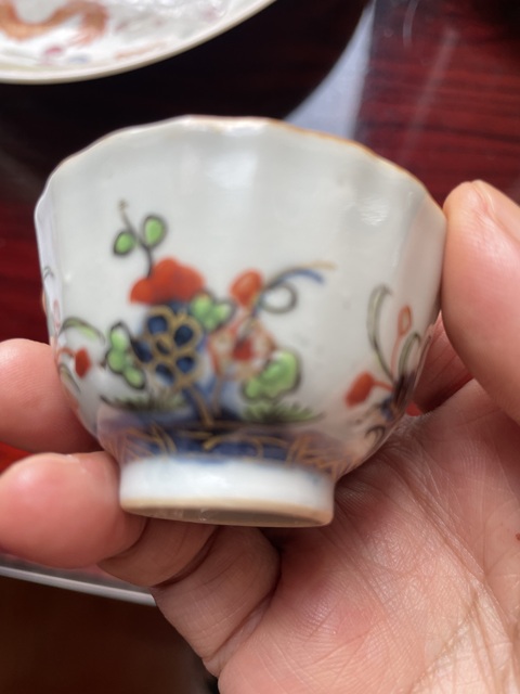 古玩陶瓷康熙·青花加彩花卉紋花口杯碟一套真品鑒賞圖