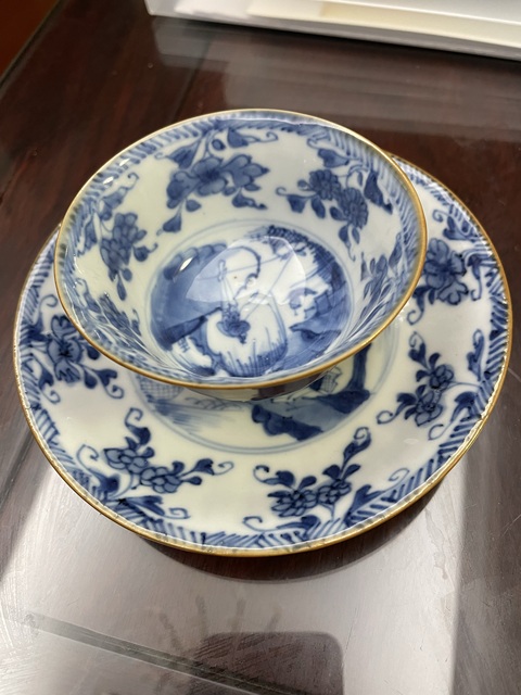 古玩陶瓷康熙·外紫金釉內(nèi)青花山水人物紋杯碟一套 真品鑒賞圖