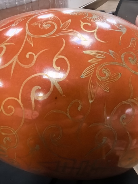 古玩陶瓷珊瑚紅描金花卉紋罐真品鑒賞圖