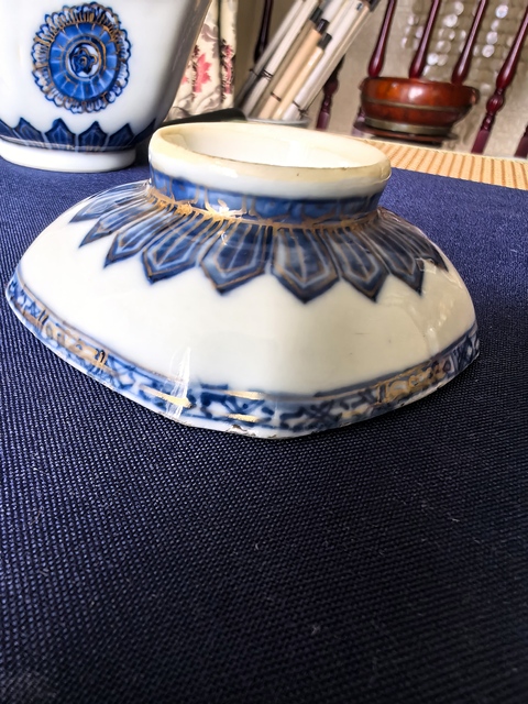 古玩陶瓷青花描金四方倭角花卉紋蓋杯真品鑒賞圖