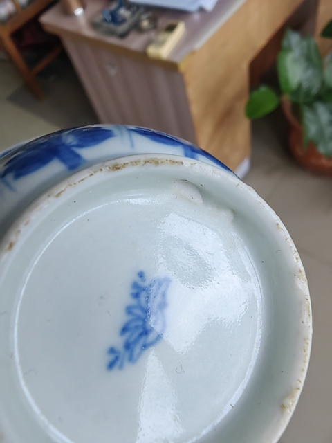 古玩陶瓷康熙青花杯真品鑒賞圖