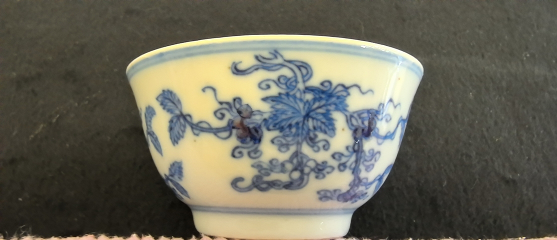 古玩陶瓷花果紋杯真品鑒賞圖