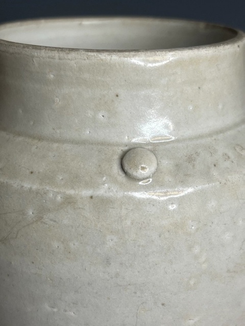 古玩陶瓷青白釉鼓釘罐真品鑒賞圖