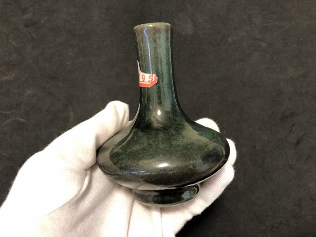 古玩陶瓷黑釉荸薺瓶真品鑒賞圖