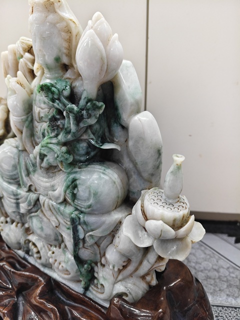 古玩玉器天然翡翠“觀音”擺件真品鑒賞圖