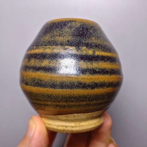 古玩陶瓷窯變黑釉雞心罐真品鑒賞圖