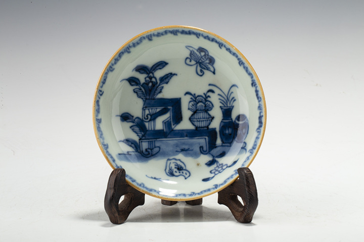 古玩陶瓷清中早·青花博古花卉紋杯碟一套拍賣,當(dāng)前價(jià)格593元