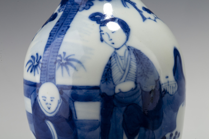 古玩陶瓷清晚·青花三娘教子紋觀音瓶拍賣，當(dāng)前價(jià)格336元