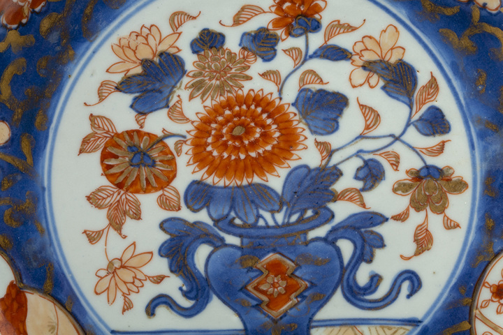 古玩陶瓷清康熙·青花礬紅描金博古花鳥瑞獸紋
真品鑒賞圖