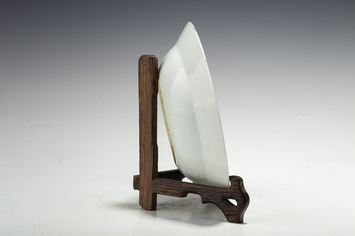 古玩陶瓷清中·青花山水樓閣紋深腹盤真品鑒賞圖