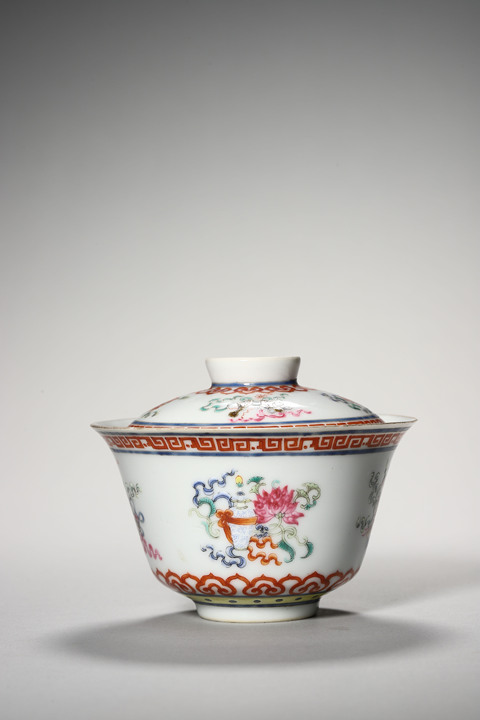 古玩陶瓷粉彩八寶紋蓋碗,疑似后加款真品鑒賞圖