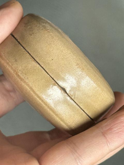 古玩陶瓷越窯粉盒真品鑒賞圖
