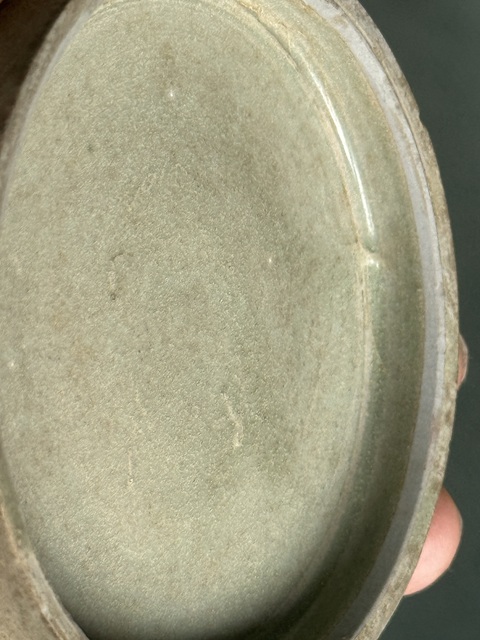 古玩陶瓷越窯粉盒真品鑒賞圖