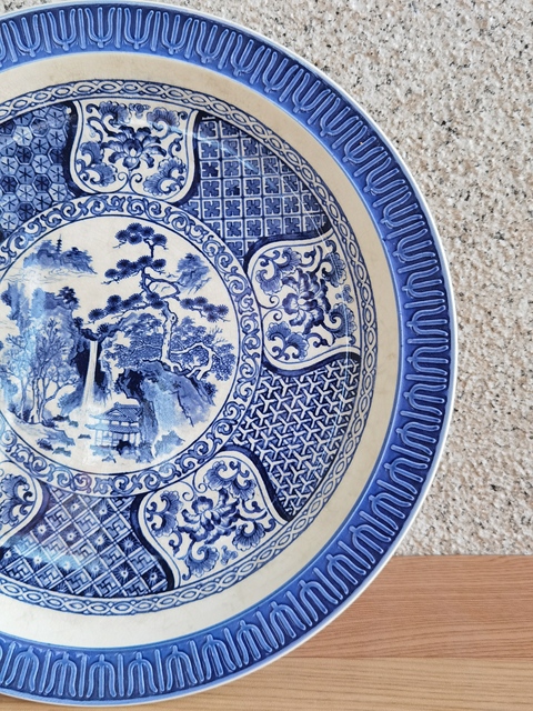 古玩陶瓷青花盤真品鑒賞圖